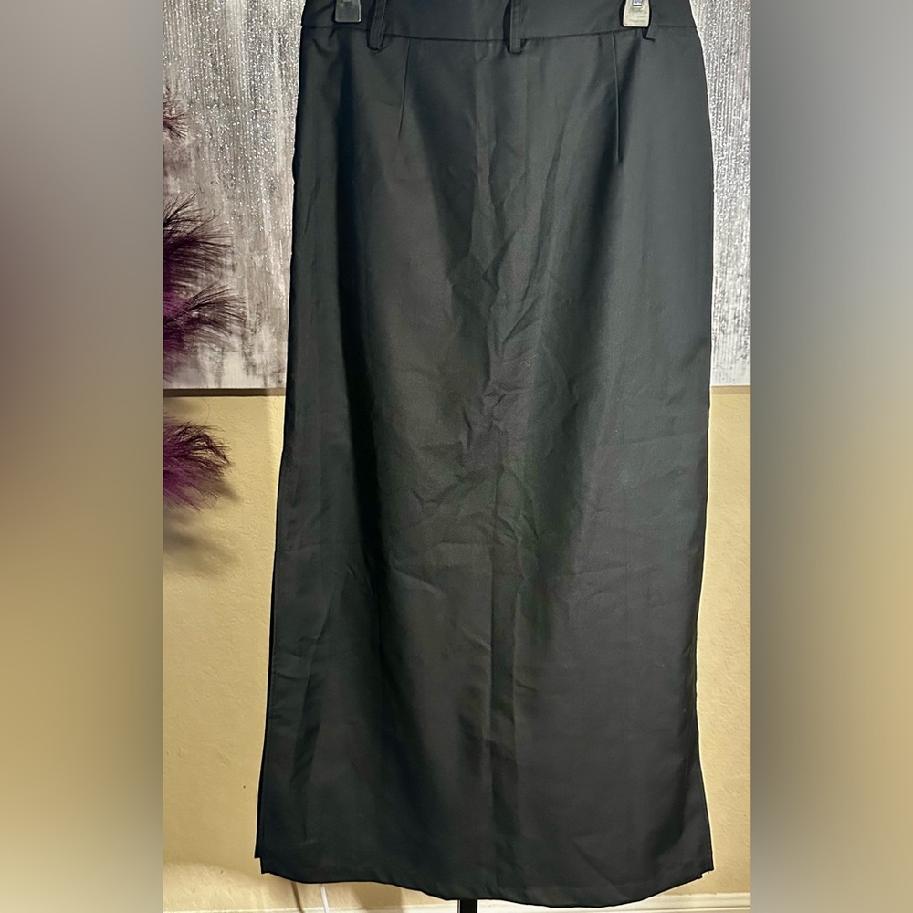 Commense Black Maxi Skirt - Picture 2 of 5